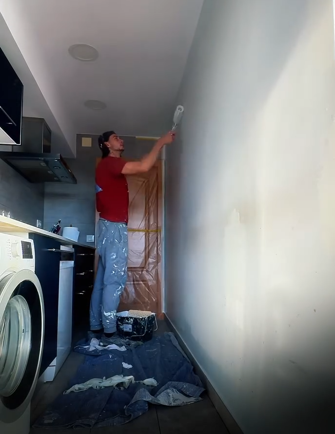 Renovación de pintura interior en Lloret de Mar realizado por Pintlux